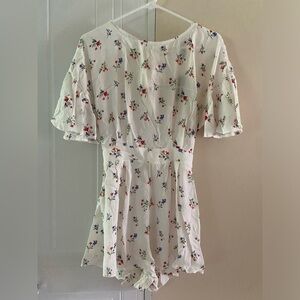 NWT Forever‎ 21 Romper floral dress-like Small